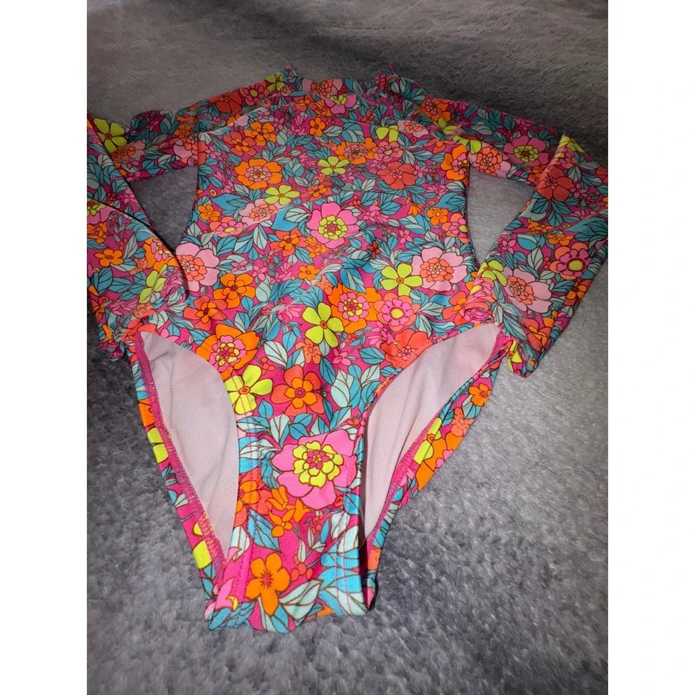 Cat & Jack Girls XS 4-5 Long Sleeve Rash Guard One Piece Swimsuit Retro Floral